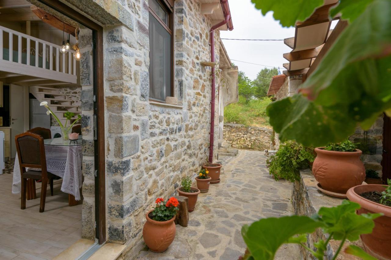 فيلا Platipodi Stone House Nikithianos المظهر الخارجي الصورة