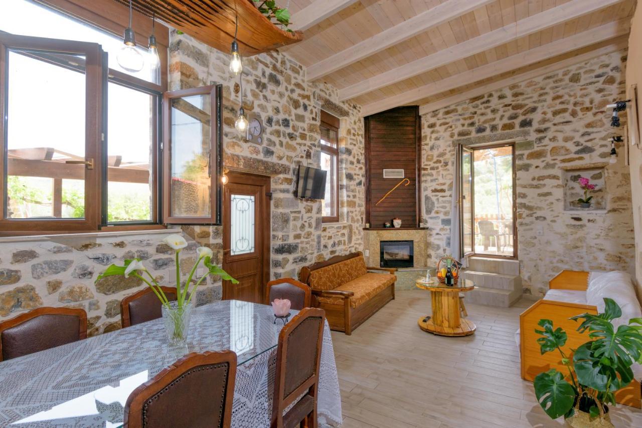 فيلا Platipodi Stone House Nikithianos المظهر الخارجي الصورة
